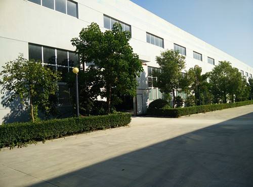 Máquina de 35 toneladas da imprensa hidráulica de 70 Mpa para acessórios de compressão do campo de jogos 3