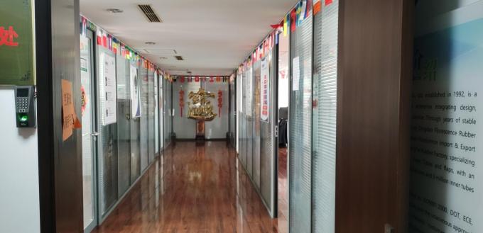 Muralhas de escalada de plástico multicolor para crianças Parque de jogos 5