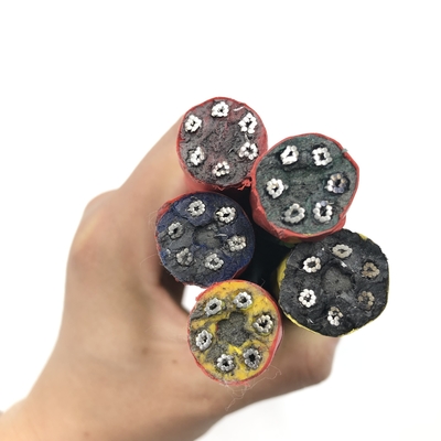 O desgaste vermelho da corda da combinação do campo de jogos resiste 16mm de nylon com núcleo de aço