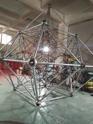 A rede de escalada do equipamento do campo de jogos da Web cúbica da corda personalizou a cor para crianças