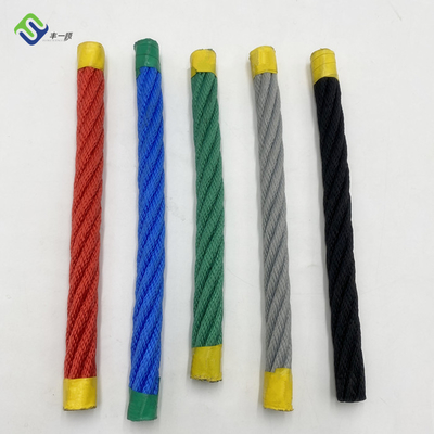 Corda 16mm resistente UV 6*7 da combinação do poliéster do núcleo da fibra do fio de aço para o campo de jogos